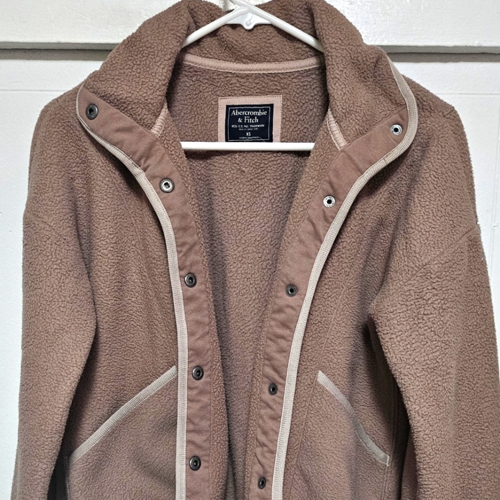 Abercrombie & Fitch Polar Fleece Snap Jacket Blush Pink XS